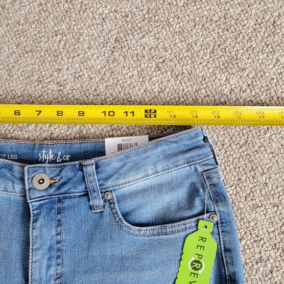 NWT Style & Co Faded Bootcut Jeans Size 4 - Picture 9 of 11